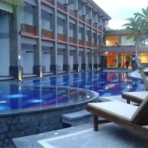3* Отель Grand Sinar Indah